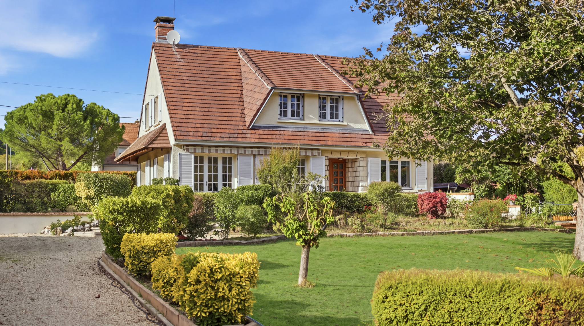 MAISON MONTIGNY-SUR-LOING - 127M2