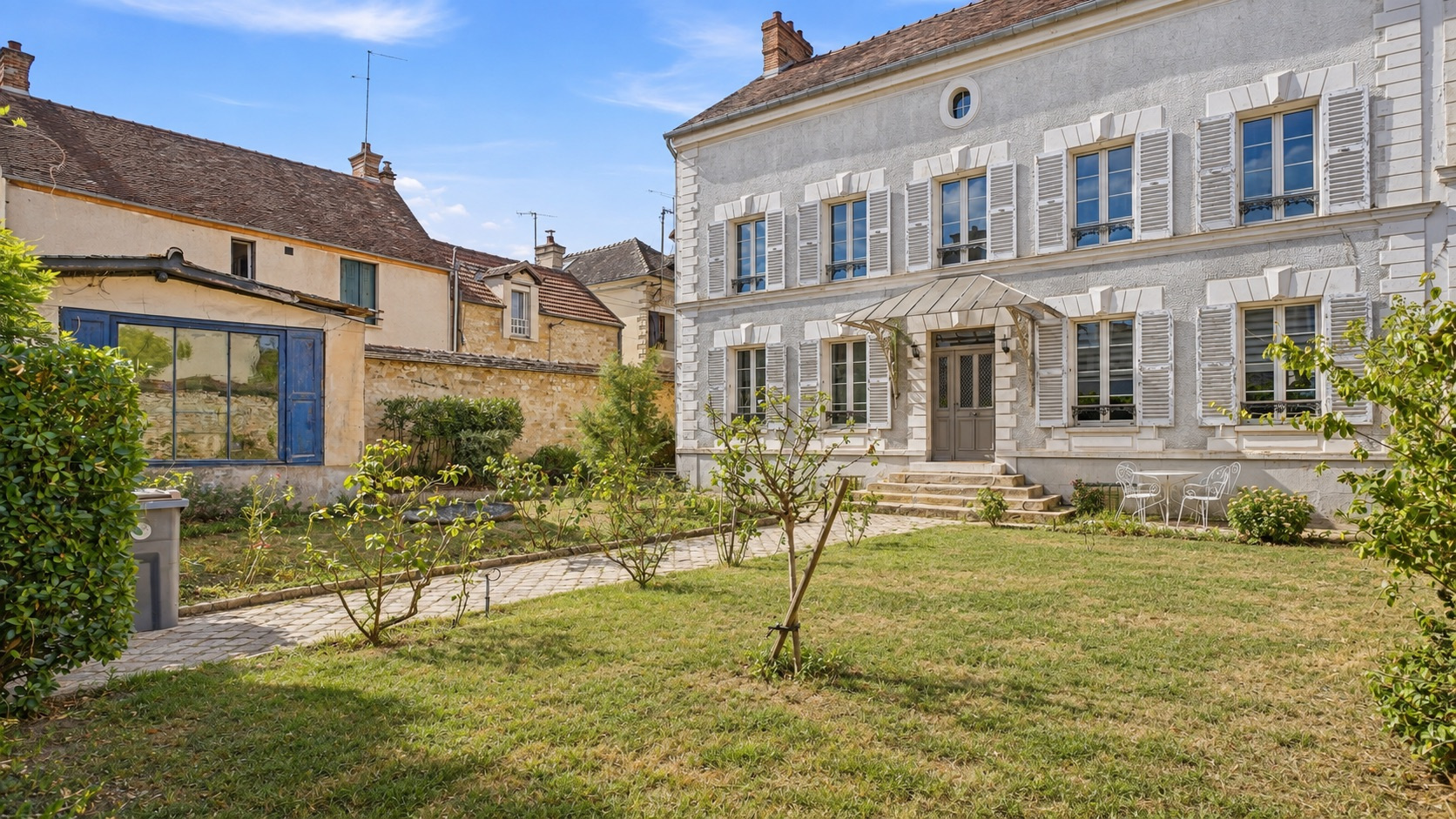 MAISON THOMERY- 210M2