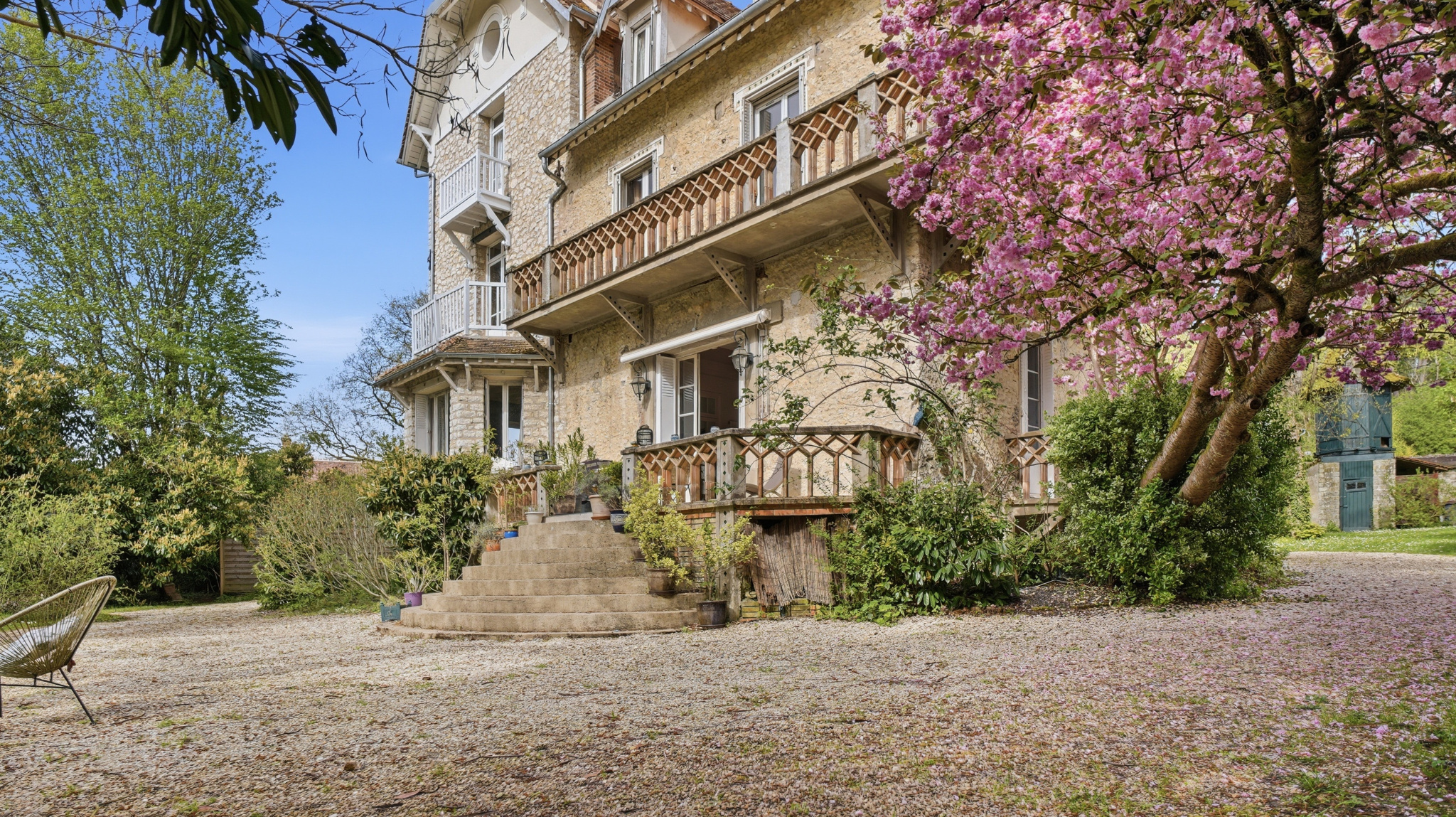 MAISON BOURRON MARLOTTE - 335M2